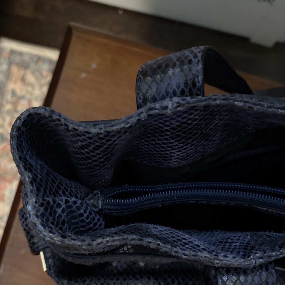 Michael Kors Vintage Black & Blue Handbag - Picture 11 of 11